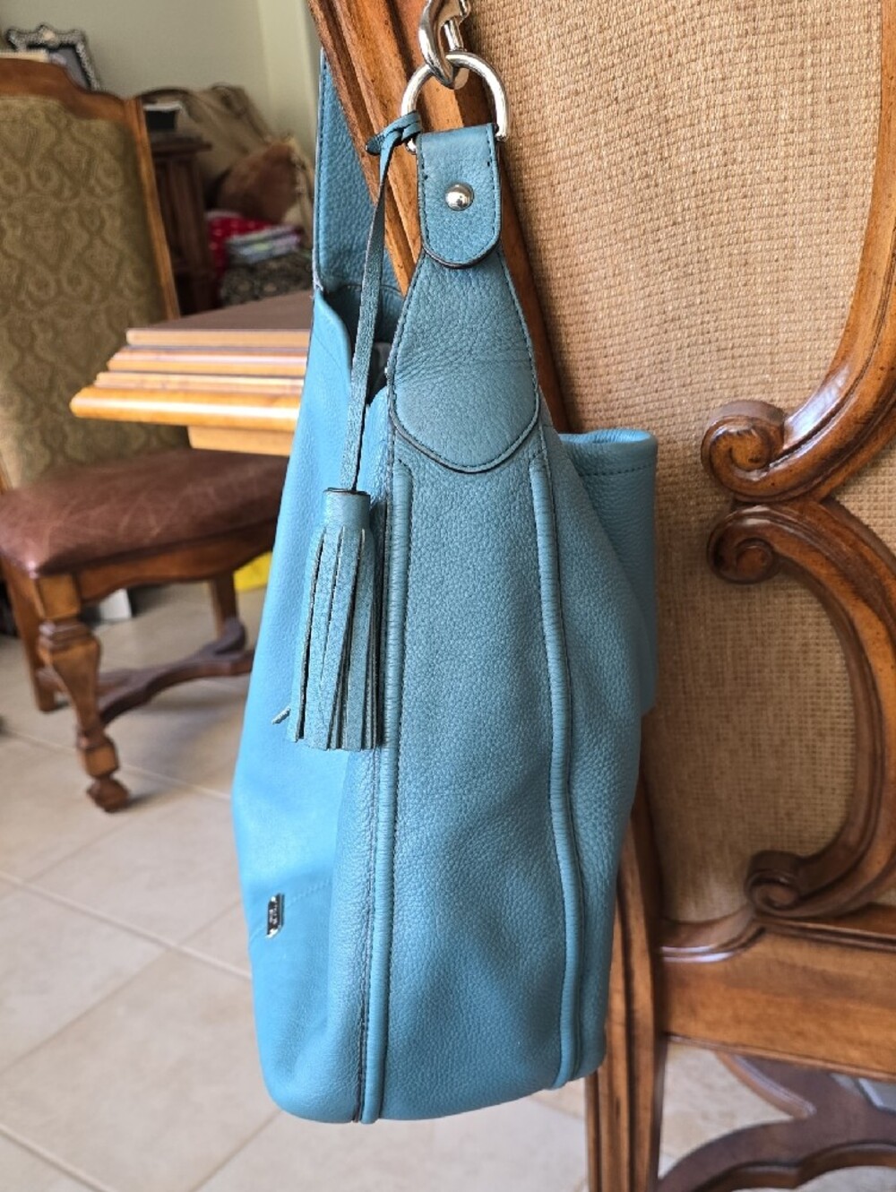 Turquoise pebble leather Coach Avery Shoulder Hobo handbag (model F23309) - Picture 4 of 16